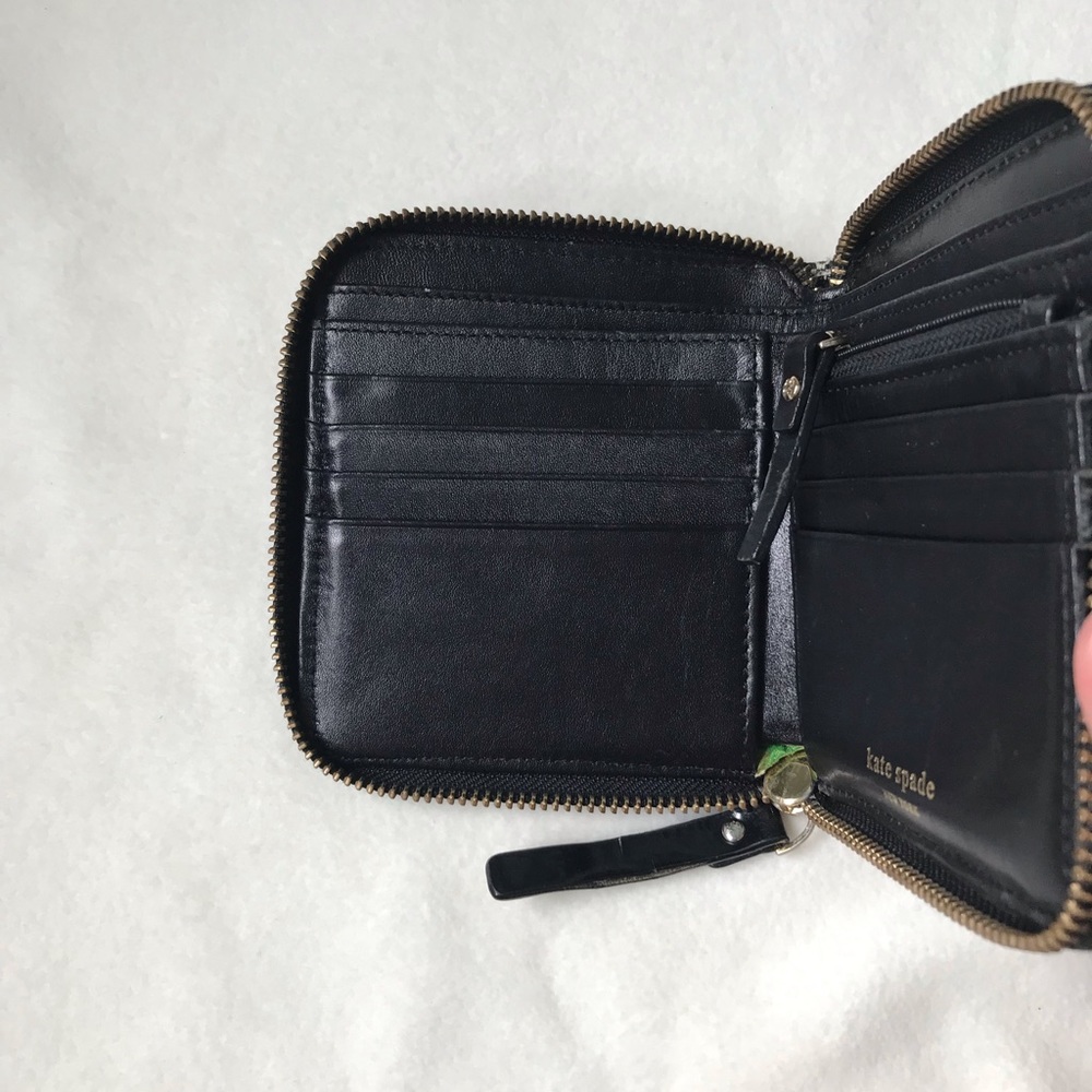 Kate Spade Wallet - Picture 4 of 8